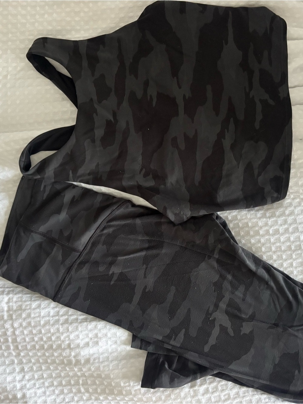 Athleta Black Camo Sports Bra and Leggings Set